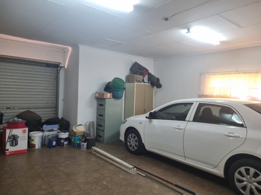 4 Bedroom Property for Sale in Vaalpark Free State